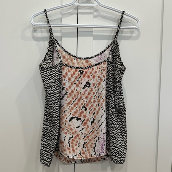 Eight Sixty Pattern Blouse - Picture 2 of 3